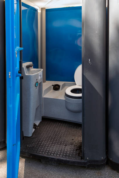 Best High-end porta potty rental  in Willards, MD
